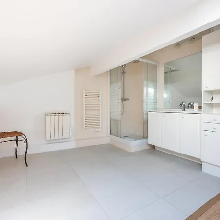 Apartament Bright & Duplex - Near The Eiffel Tower Paryż